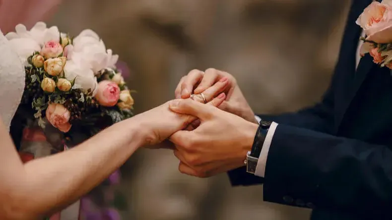 In Ukraine, nearly 80,000 couples got married in the past six months