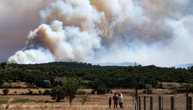 Старі снаряди часів війни заважають гасити пожежі в Іспанії