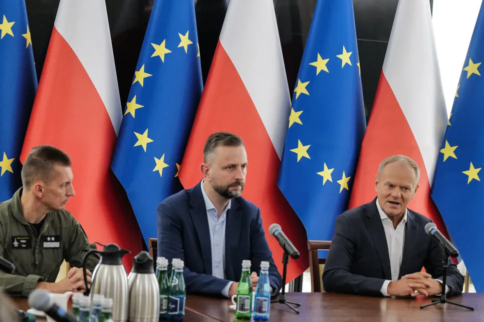 Міністр оборони Польщі попередив про близькість війни після падіння ракети