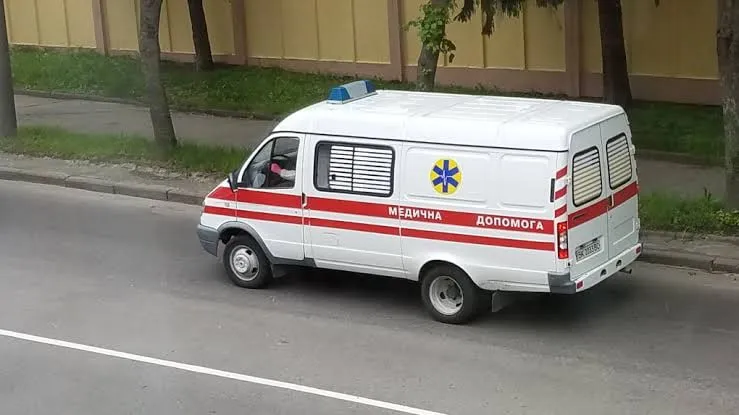Россияне нанесли удар по Херсону авиабомбами: есть погибшие и раненые