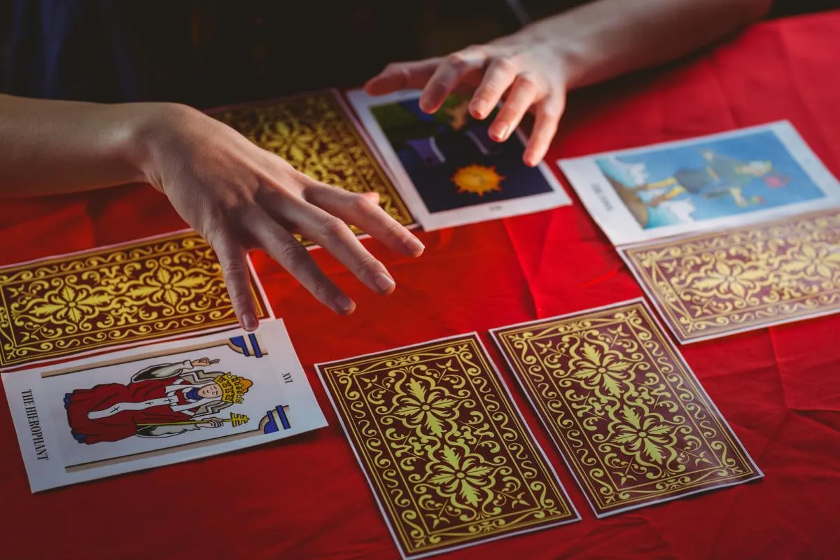 Leos Can Expect Obstacles, While Capricorns Can Expect Changes: Horoscope for August 2