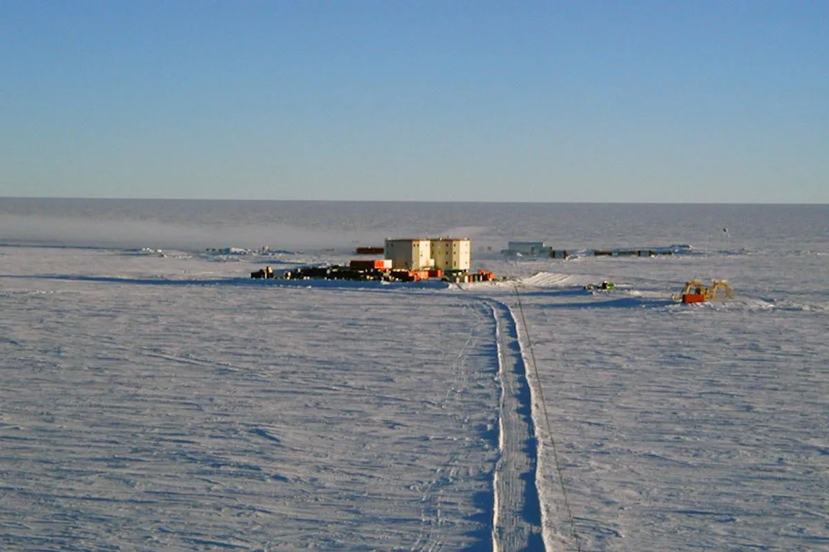 The lowest temperature on Earth in 14 years was recorded in Antarctica
