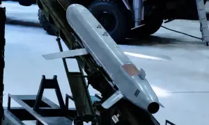 На Крымском мосту повреждено более километра железнодорожного полотна