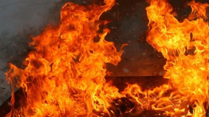 Відео: У Ростові затримали продавця бензину з Мелітополя після пожежі, що знищила понад 20 авто