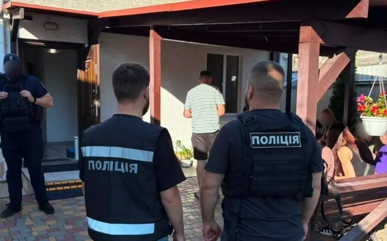 В Одессе разоблачили поддельный реабилитационный центр, где использовался рабский труд