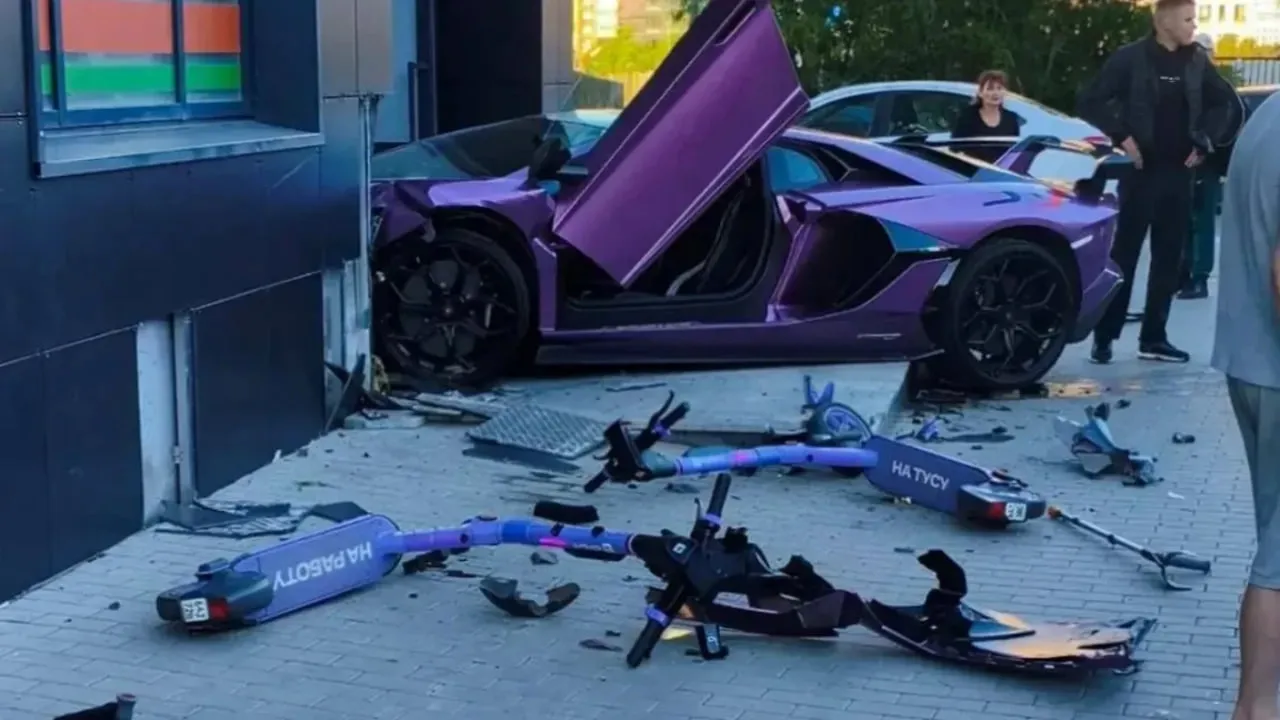 В Екатеринбурге Lamborghini, принадлежащая сыну миллиардера, сбила раненого участника войны