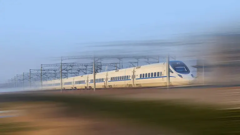 A Chinese test train accelerated to 800 kilometers per hour in 5.3 seconds