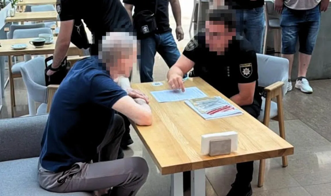Двух ученых подозревают в вымогательстве почти 1 млн грн в Черкасской области