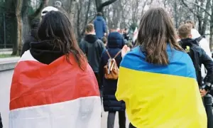 В Литве советуют писать письма Шольцу и Макрону с маркой Bayraktar