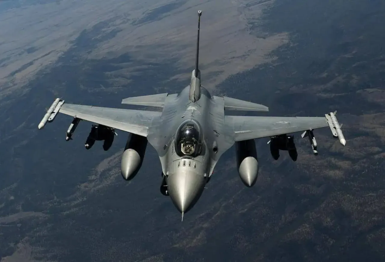 Румынские F-16 сбили морской дрон в Чёрном море