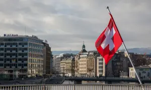 Премьер-министра Испании оштрафовали за нарушение избирательного законодательства