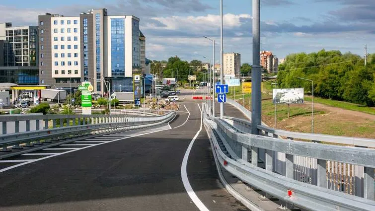 В Івано-Франківську відкриють міст на Пасічну після 9 років будівництва