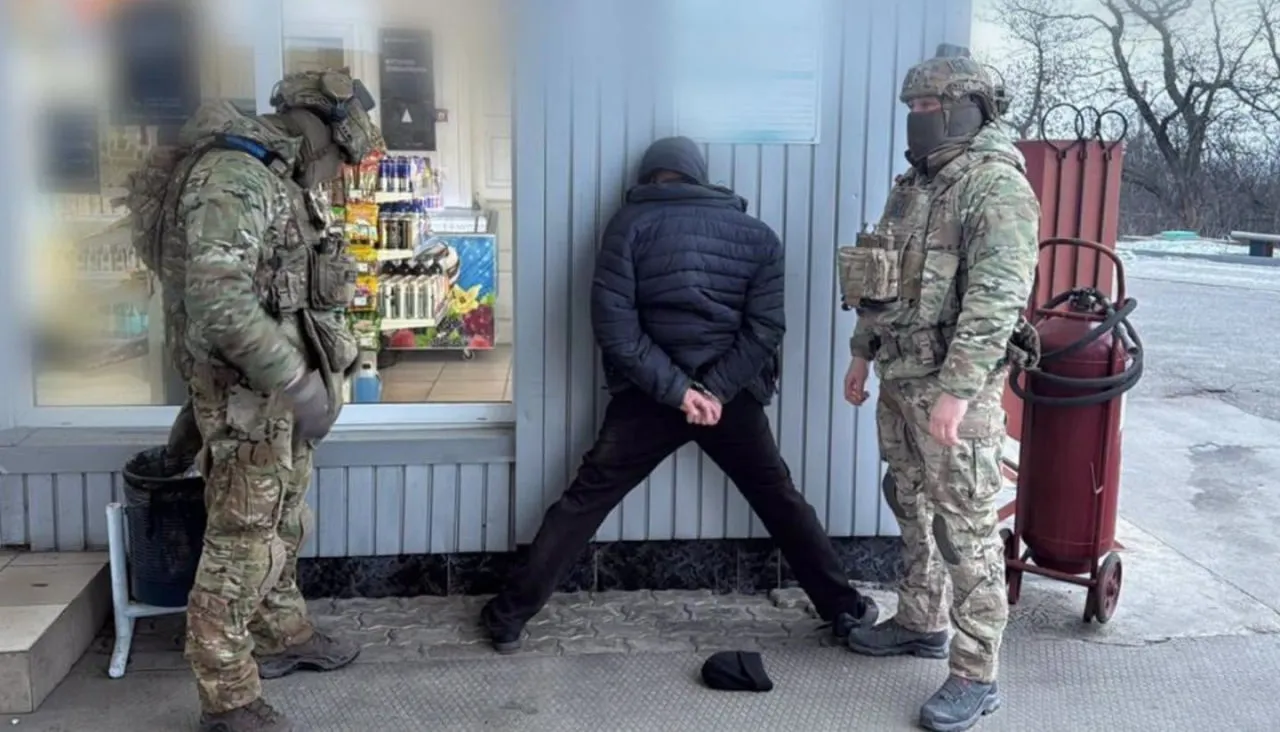 Вымогали деньги и имущество у людей: правоохранители разоблачили участников организованной преступной группировки