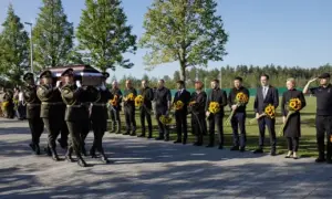 Зеленський доручив посилити оборону Запоріжжя та області