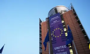 Во дворце королевы Великобритании начали делать пиво. И его можно попробовать
