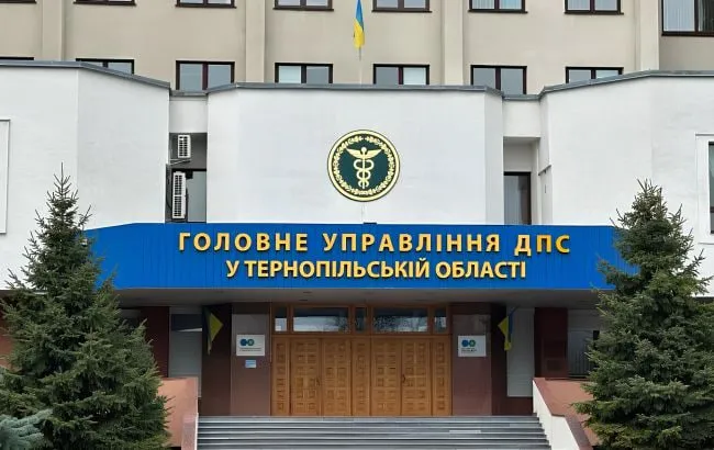 В Тернопольской области разоблачили налоговиков, вымогавших миллионные взятки
