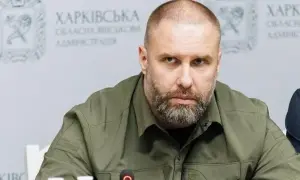 В Дарницькому районі Києва ліквідували пожежу після ракетного удару РФ