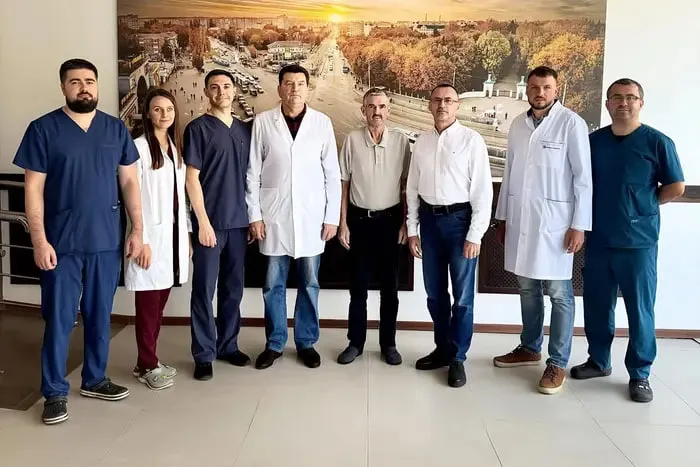 Винницкие хирурги спасли пациента со сложной опухолью поджелудочной железы