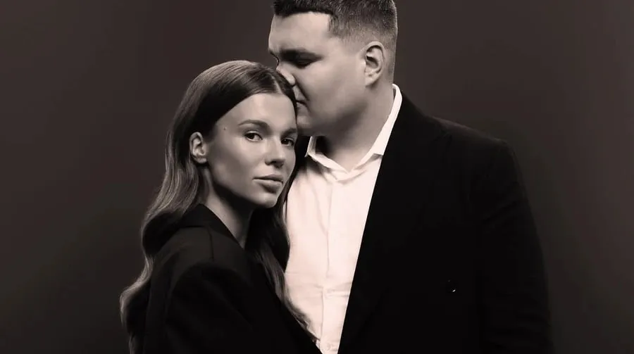 Блогерка Скальницька звинуватила ексчоловіка у зраді та назвала його аферистом