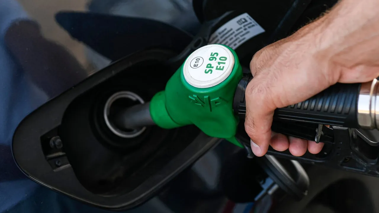Latvia Is Cutting Excise Taxes on Gasoline and Diesel Fuel — Delfi