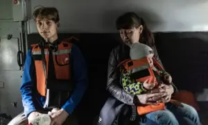 Фото: украинская партия запустила обнаженную агитацию