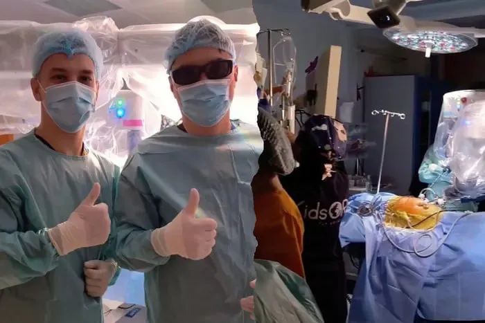 In Lviv, a teenager underwent surgery performed by an AI-powered surgical robot