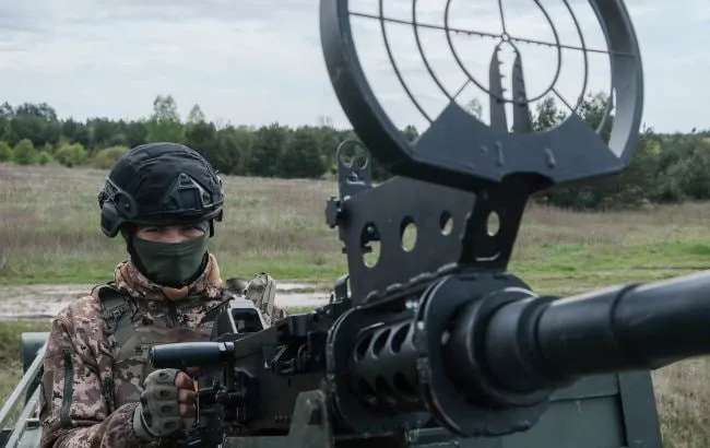 Массированная атака России продолжается: украинская ПВО сбила более 80 % реактивных дронов