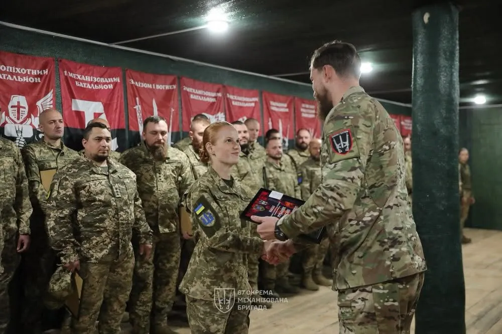 Военнослужащая Оксана Рубаняк получила звание капитана
