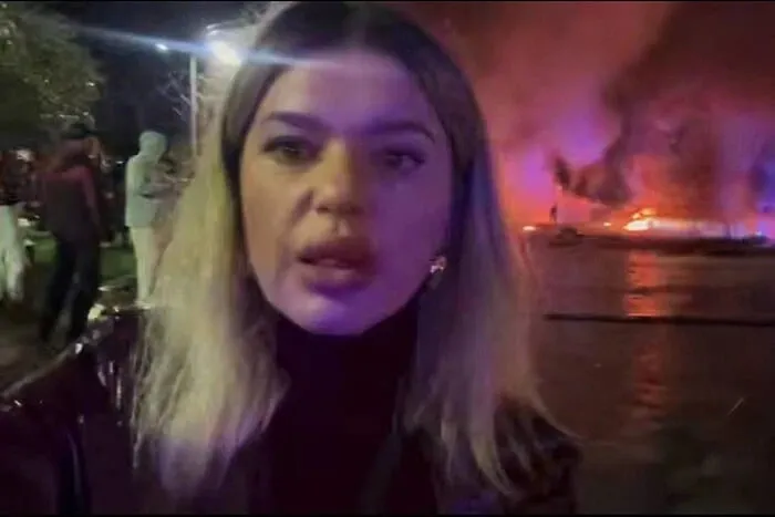 Видео: Елена Филонова оказалась рядом с местом российского удара по Киеву