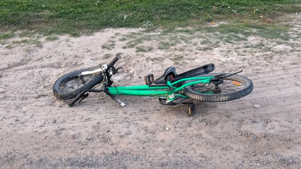 An 8-year-old cyclist died in the Rivne region after being struck by a car