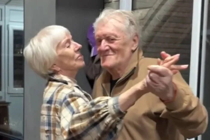 Yuriy Rybchynskyi touched the hearts of internet users with a tender dance with his wife