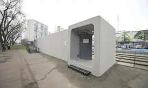 Фото: российские ракеты уничтожили гаражный кооператив в Дарницком районе Киева
