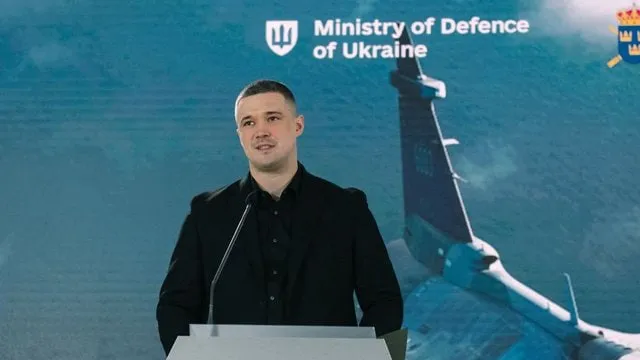 Петиция за сохранение Федорова на посту министра обороны не набрала достаточного количества голосов