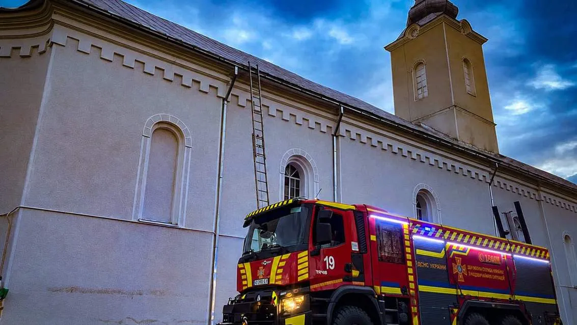 A fire broke out in an old church in Transcarpathia