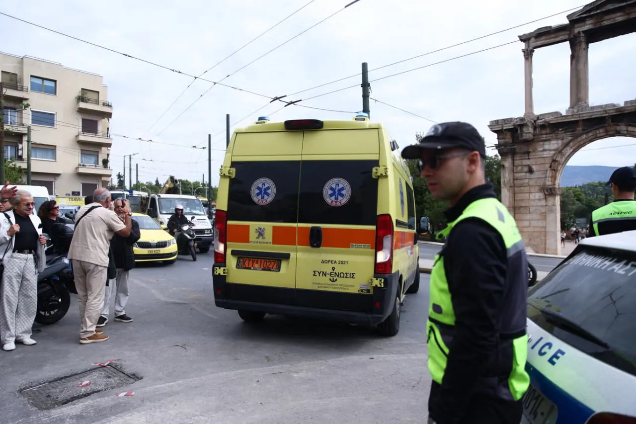 В центре Афин произошел взрыв, пострадали четыре человека