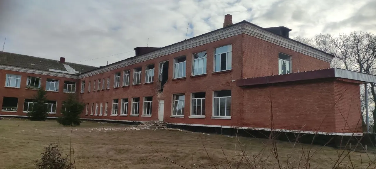 В ходе реконструкции Паланского лицея были обнаружены строительные материалы по завышенным ценам
