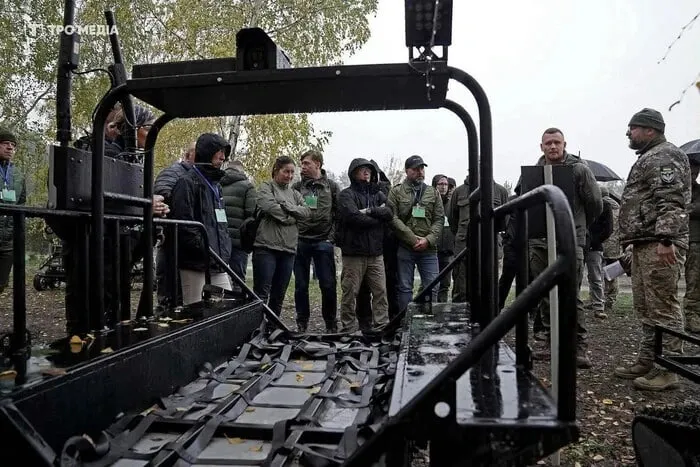 Ukraina zaprezentowała zagranicznym attaché wojskowym doświadczenia w zakresie przygotowywania żołnierzy do współczesnej wojny