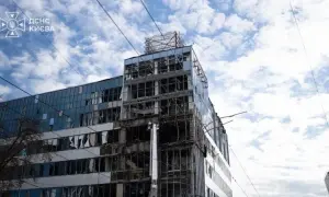 Russia attacked Kyiv with jet-powered drones; explosions were heard