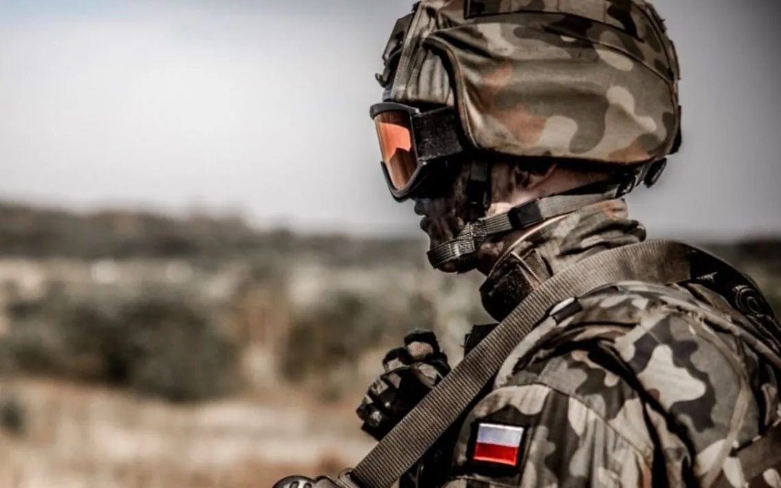 Польські військові зафіксували високу активність дронів на кордоні з Білоруссю