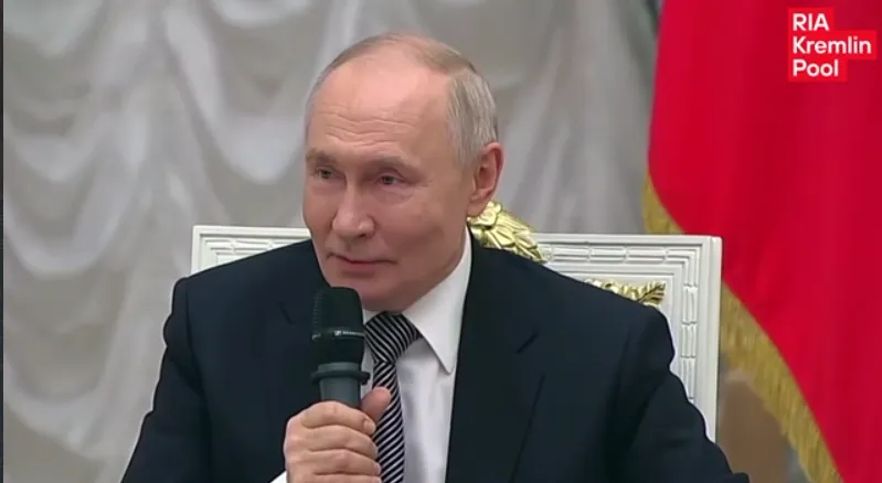 У РФ із ефірів прибрали момент, де Путін не зміг сказати Ура!