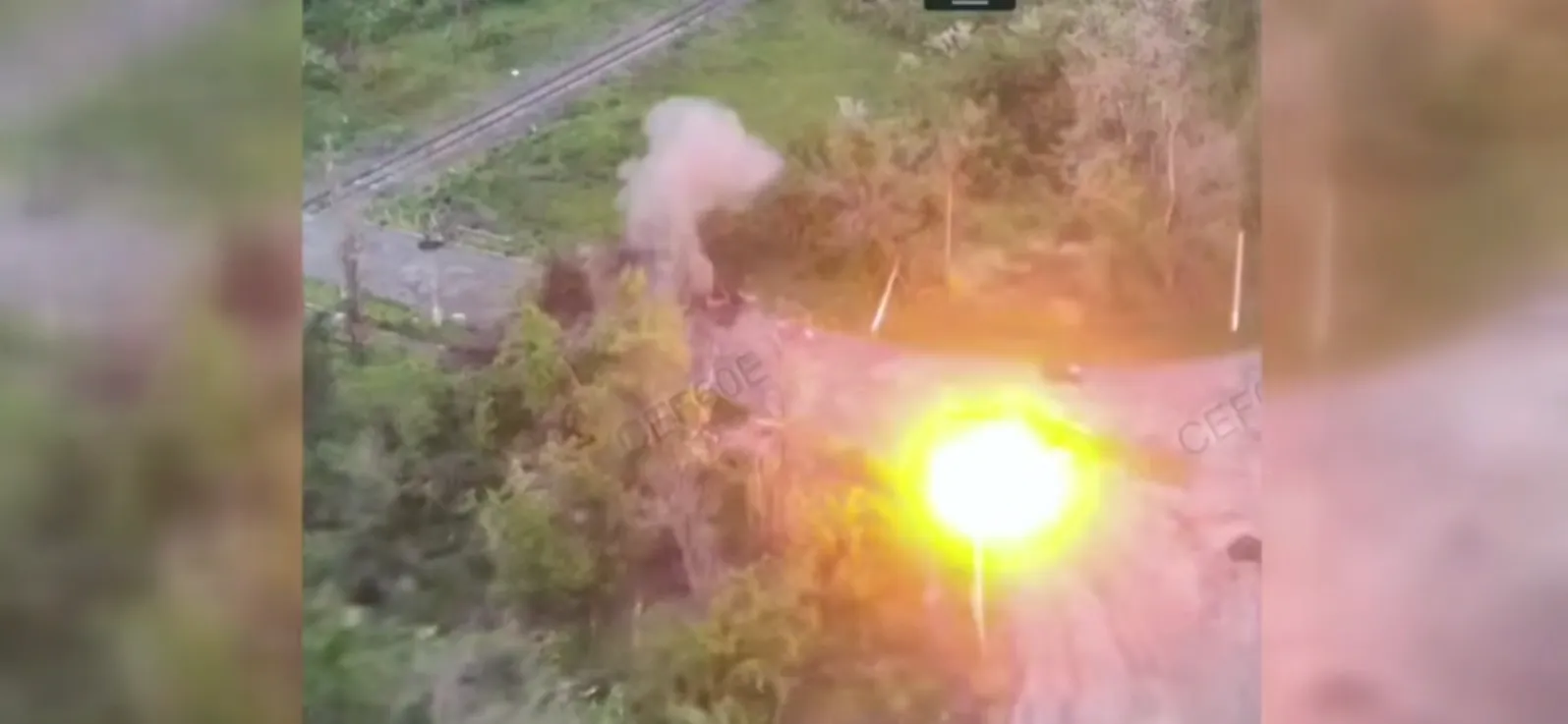 Видео: Оккупант подорвался на мине во время езды на мотоцикле