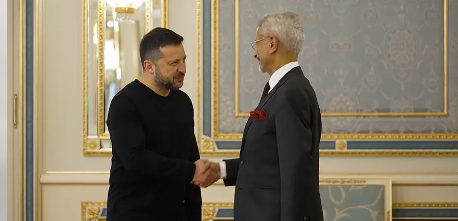 Video: Zelenskyy met with India's foreign minister and thanked the country for its support of peace