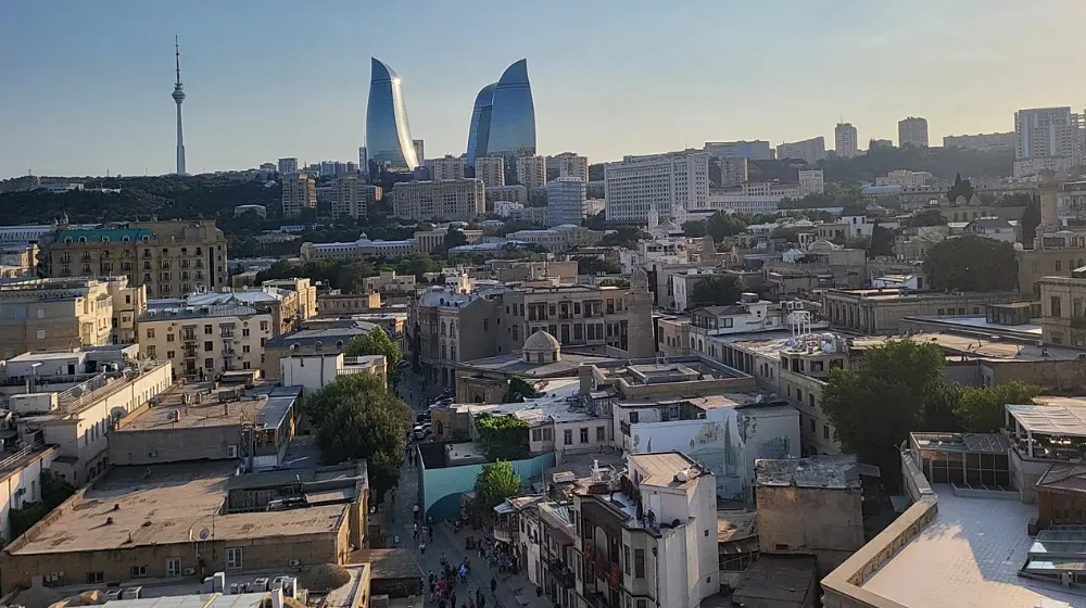 Франція зробила крок до нормалізації відносин з Азербайджаном — Euronews