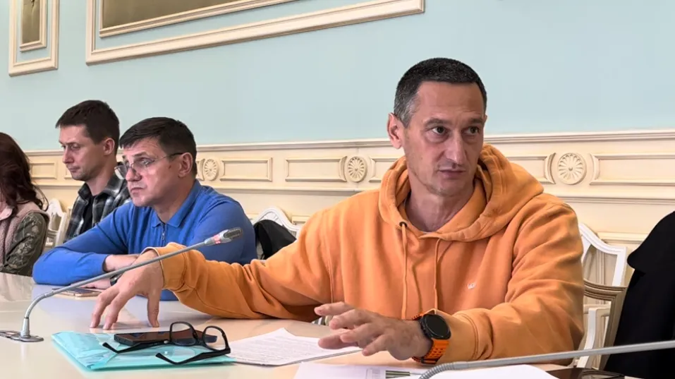 Директор «Киевводфонда» заверил, что все питьевые фонтанчики оснащены генераторами