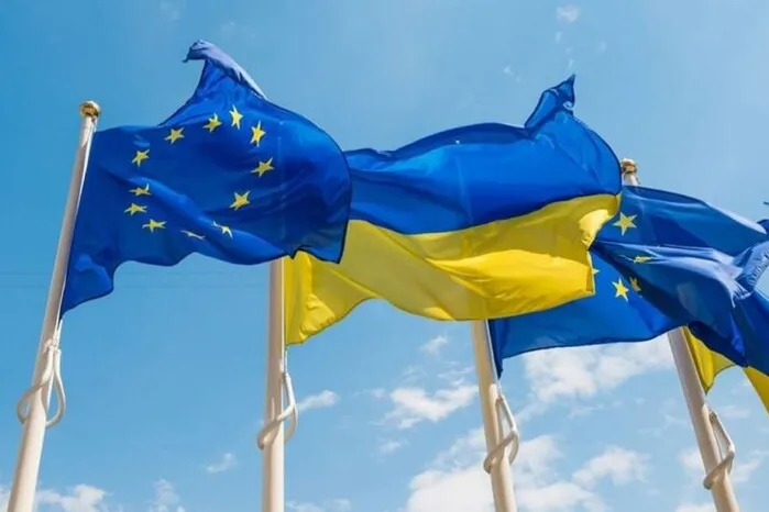 Польща та Франція заперечили блокування відкриття переговорних кластерів для України в ЄС