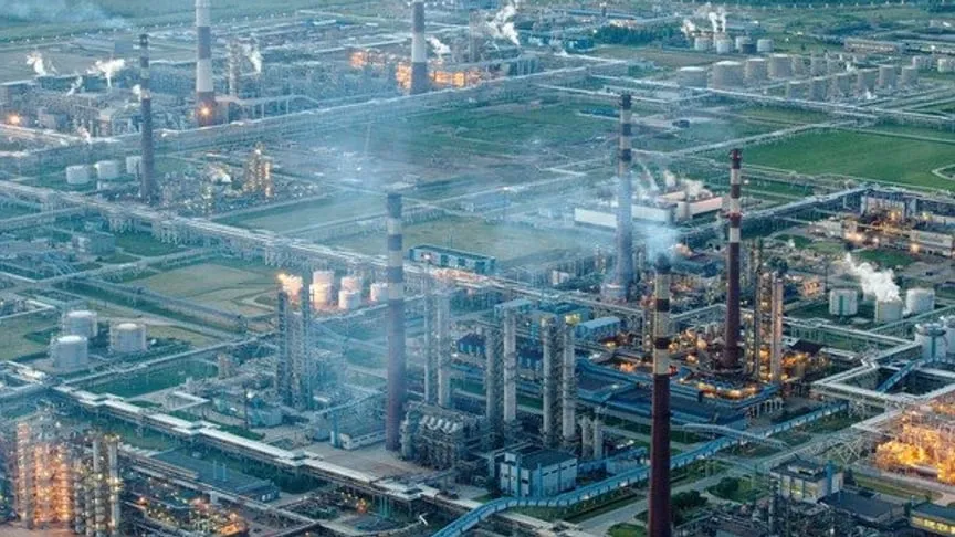 The General Staff confirmed that the Kirish Oil Refinery in the Leningrad Region had been hit