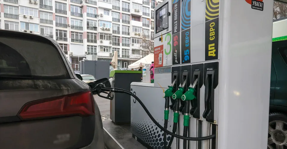 Ціни на пальне зросли: скільки коштує бензин на АЗС 18 травня