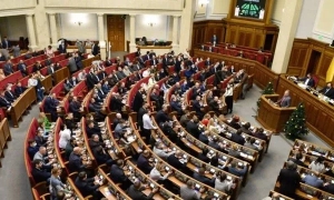 Суд дозволив заочно розслідувати справу Онищенка