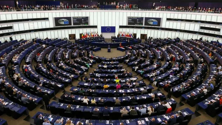 Європарламент не підтримав словацьку поправку щодо припинення постачання енергоресурсів Україні