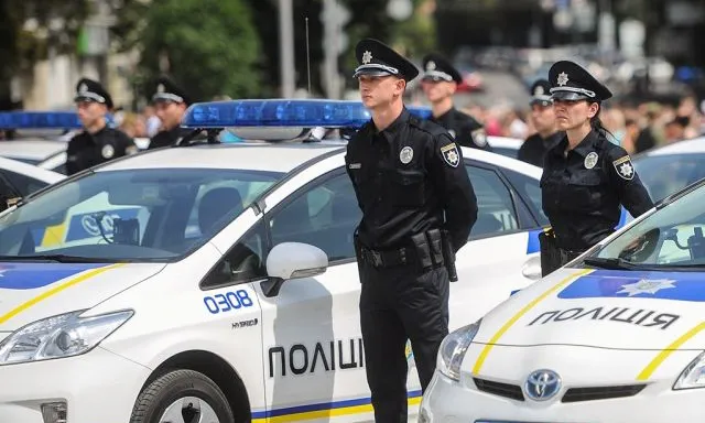 Полиция Украины переходит на усиленный режим работы в связи с днями поминовения